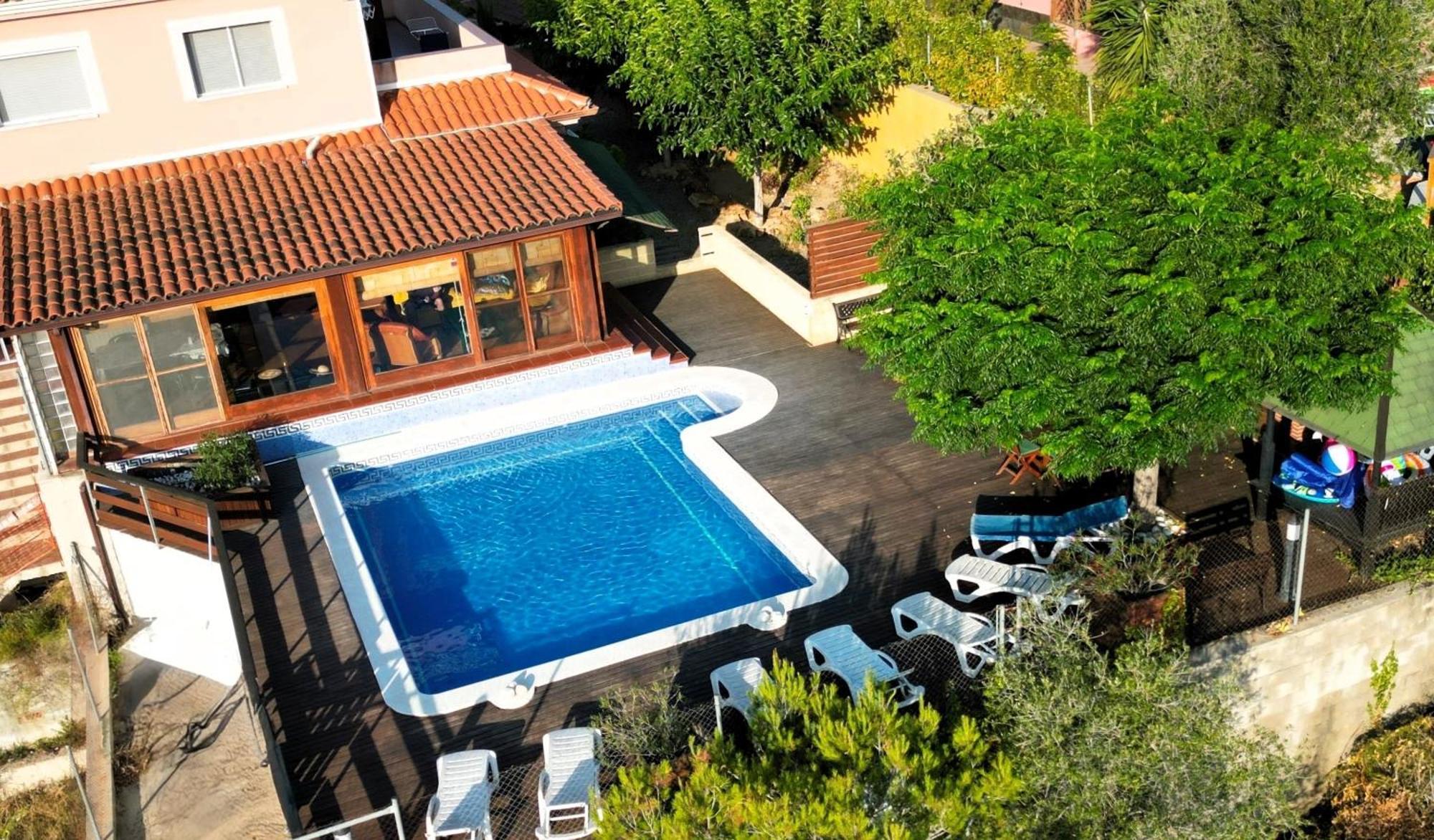 VILLA DU LAC spéciale FAMILLE, piscine et CONFORT Riudecanyes Esterno foto
