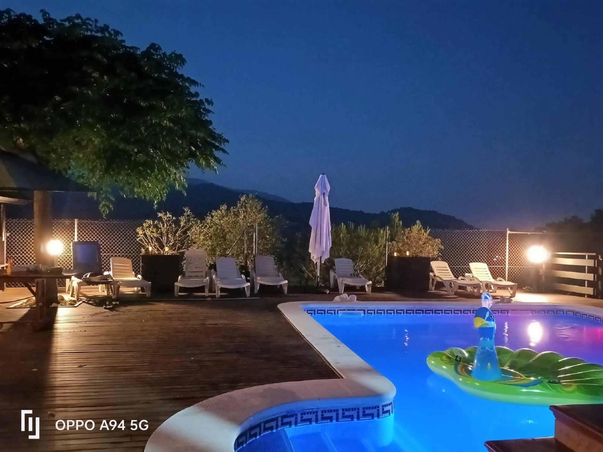 VILLA DU LAC spéciale FAMILLE, piscine et CONFORT Riudecanyes Esterno foto