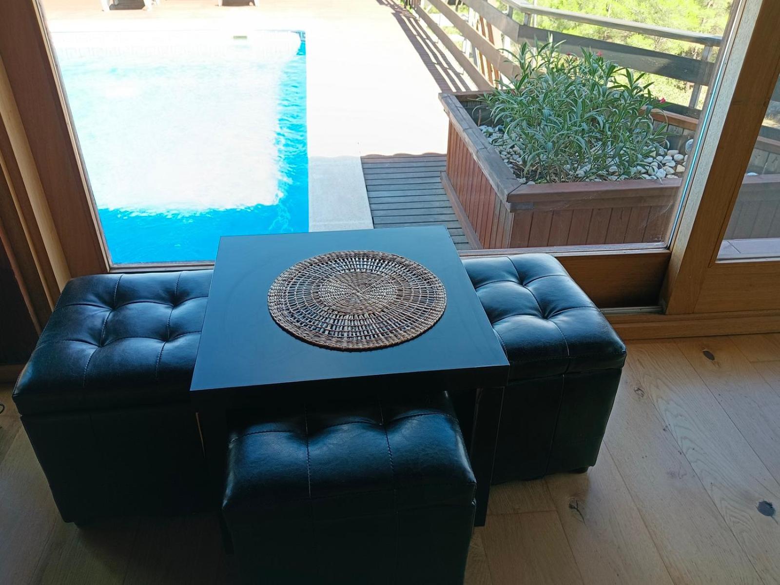 VILLA DU LAC spéciale FAMILLE, piscine et CONFORT Riudecanyes Esterno foto