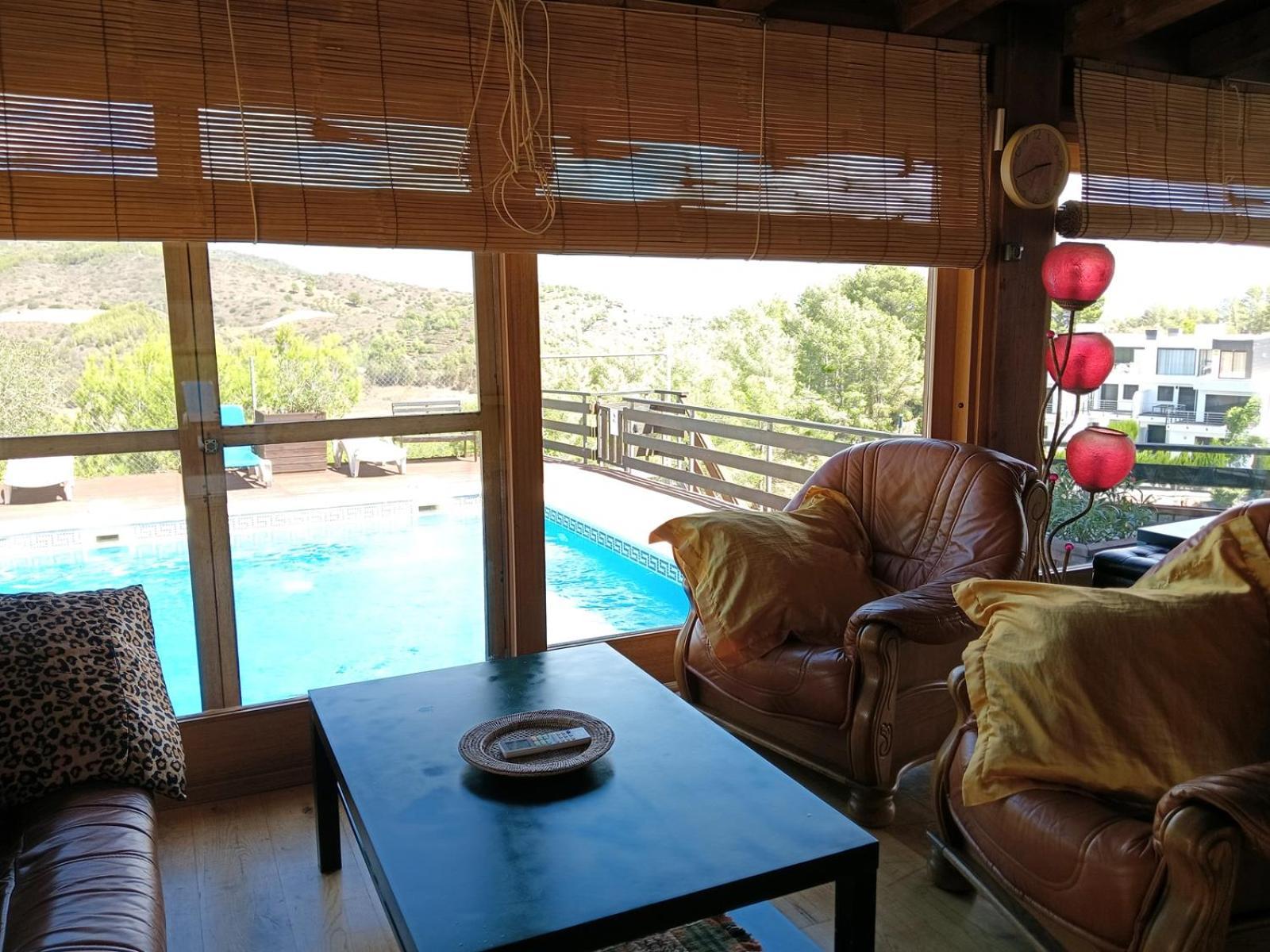 VILLA DU LAC spéciale FAMILLE, piscine et CONFORT Riudecanyes Esterno foto
