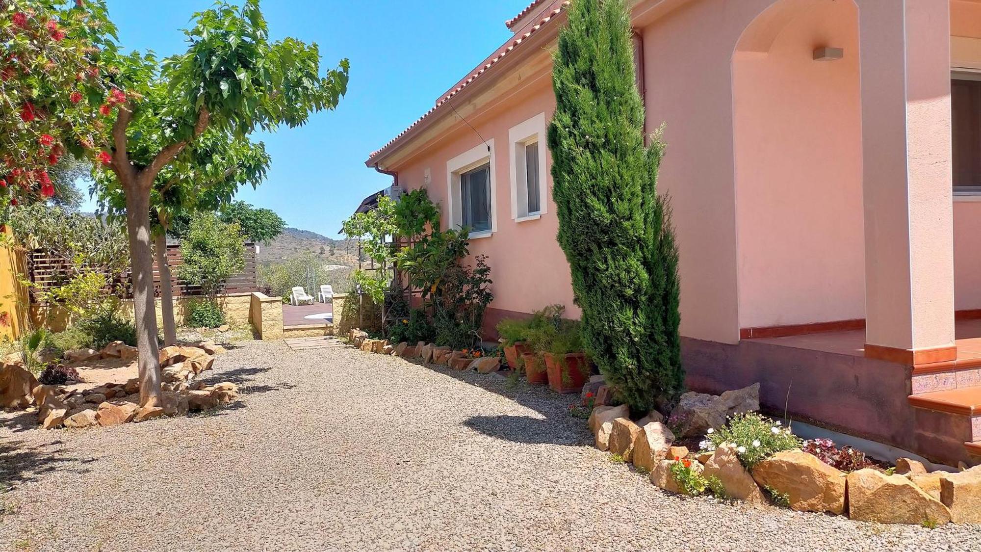 VILLA DU LAC spéciale FAMILLE, piscine et CONFORT Riudecanyes Esterno foto